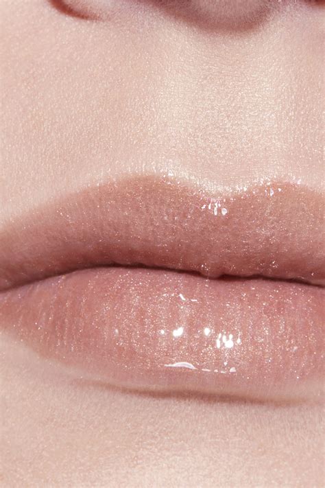 Chanel moscata rouge coco gloss